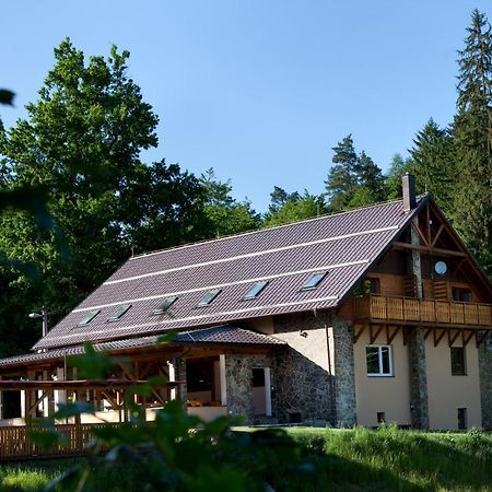 Pod Bresteckou Skalou Břestek 외부 사진